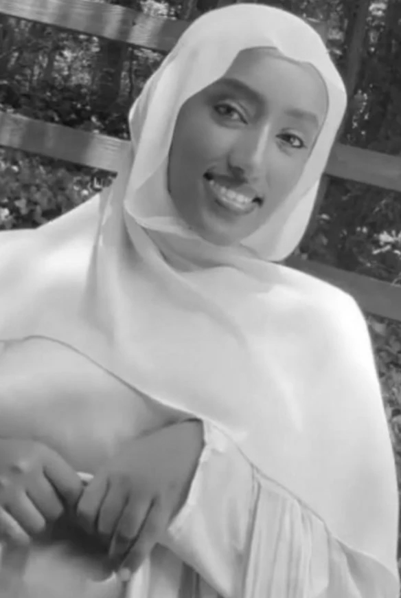 Rufeyda Raya, mother of 2, US